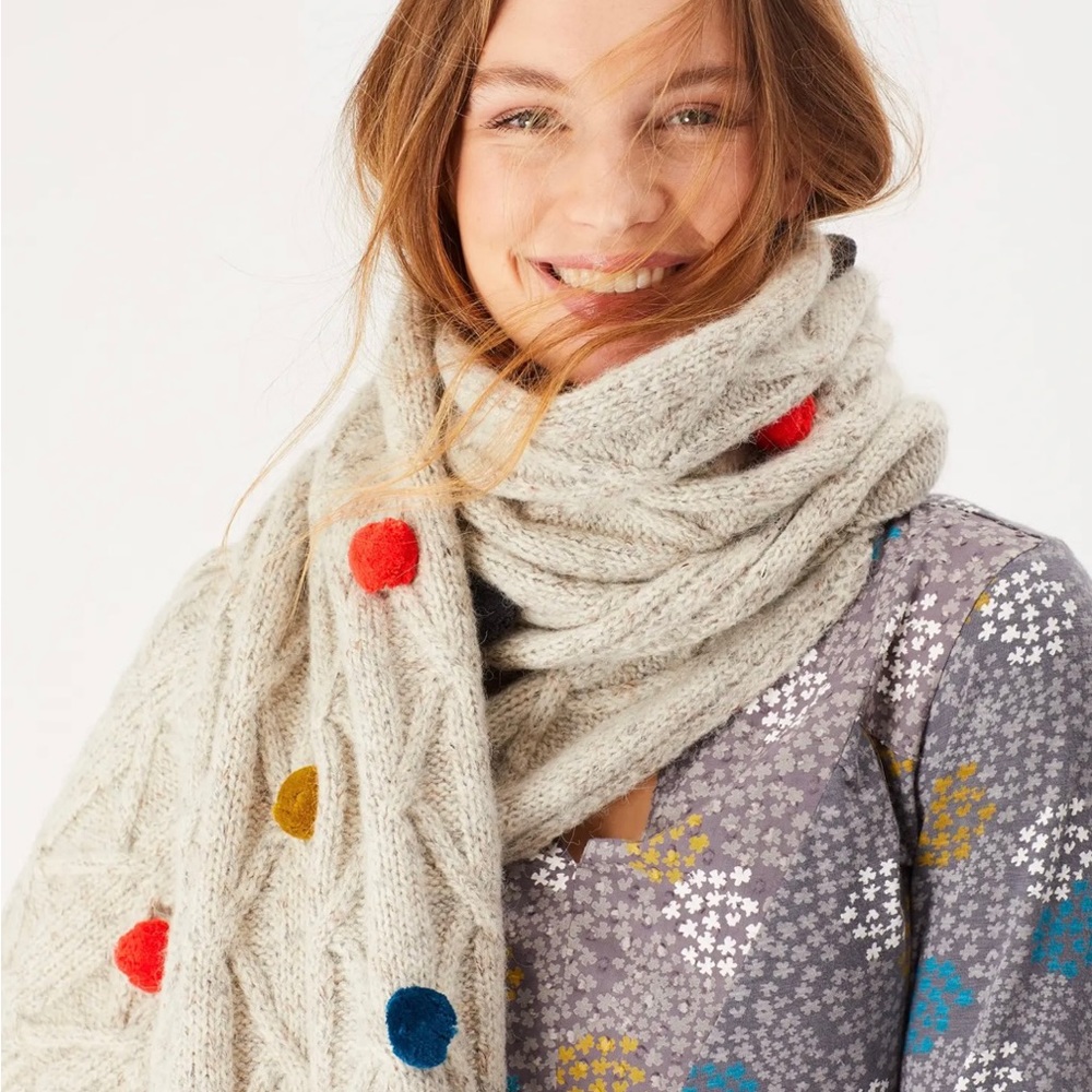 Wool Scarf Pom-Pom
